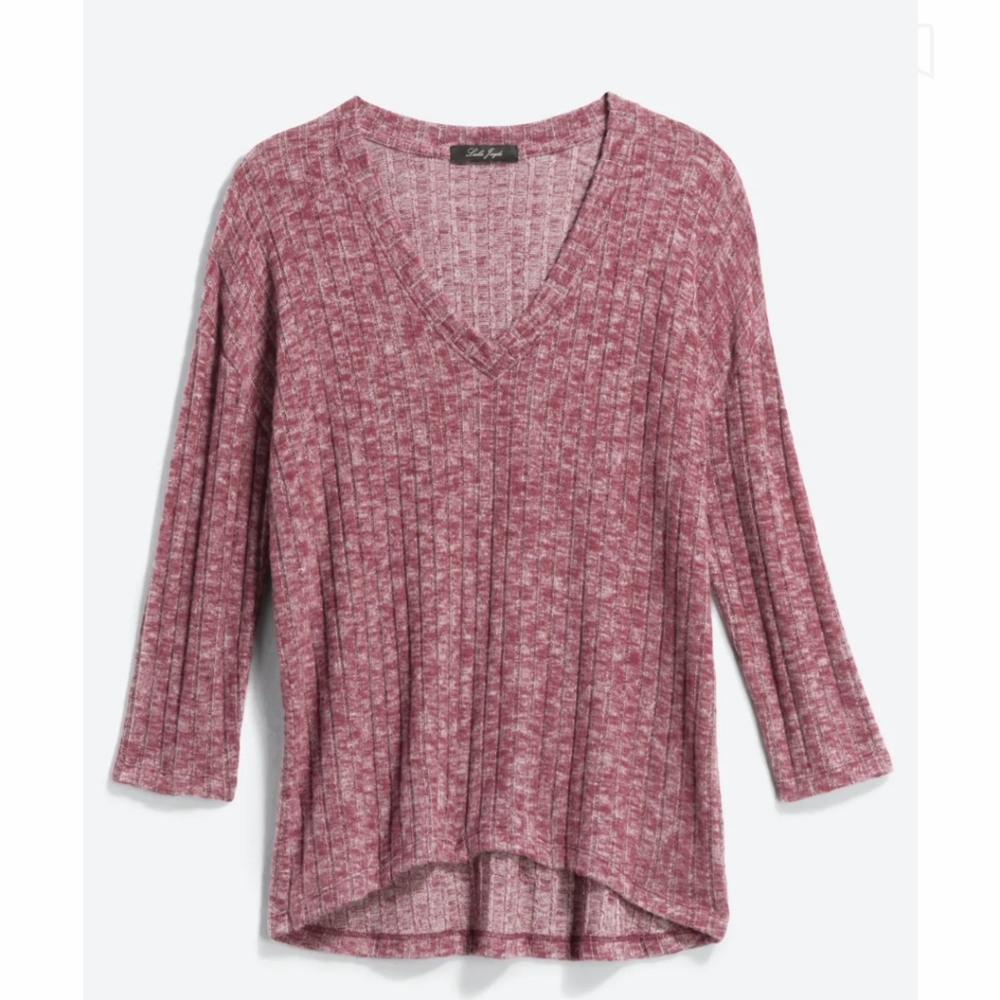 LAILA JAYDE Demina Brushed Rib V-neck Knit Top. XSP